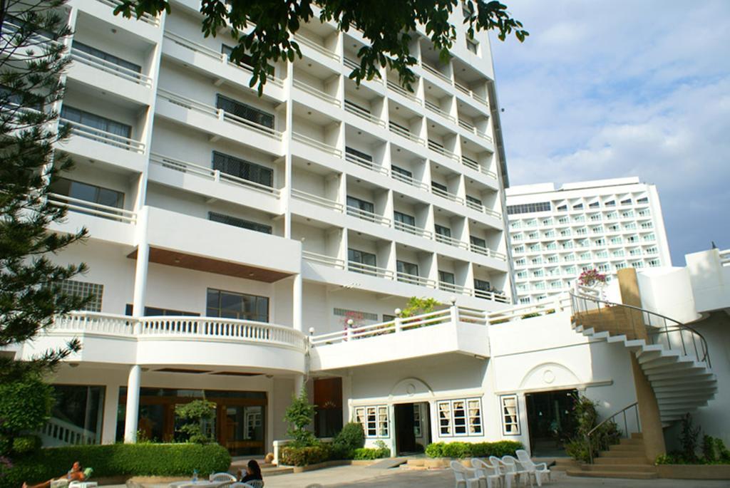 Royal Palace Hotel Pattaya Exterior photo